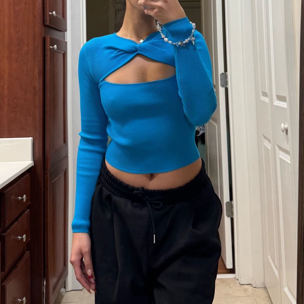 Zara Blue Ribbed Cutout Top in S